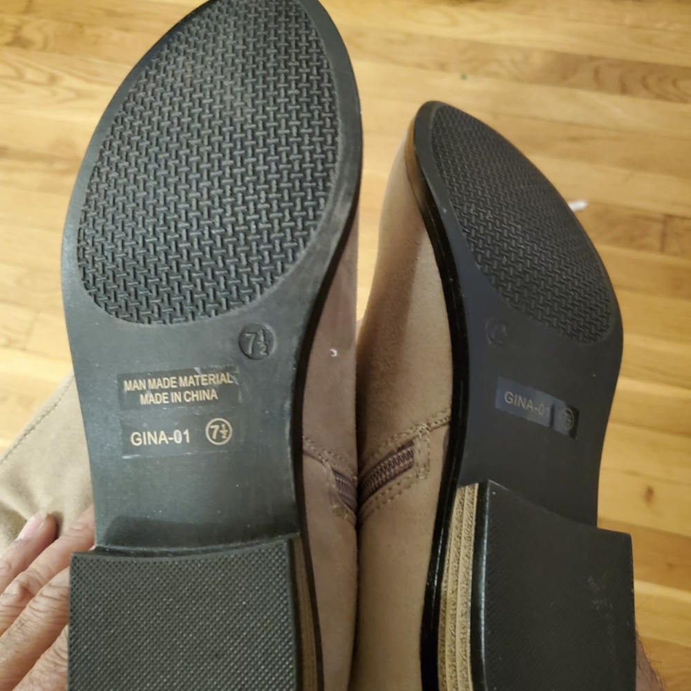 Tan Boot - Picture 4 of 4